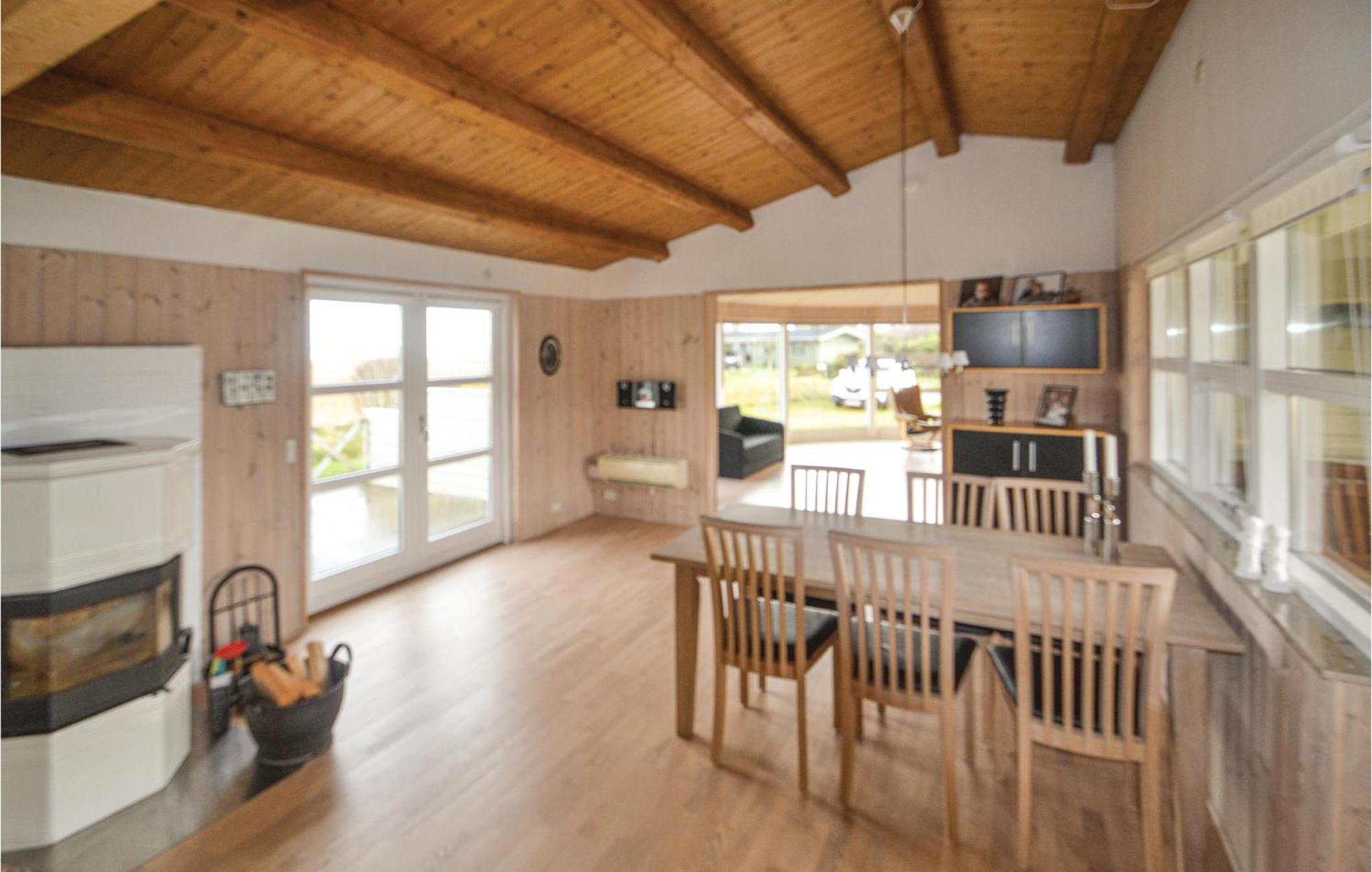 Amazing Home In Orsted With Kitchen Buitenkant foto