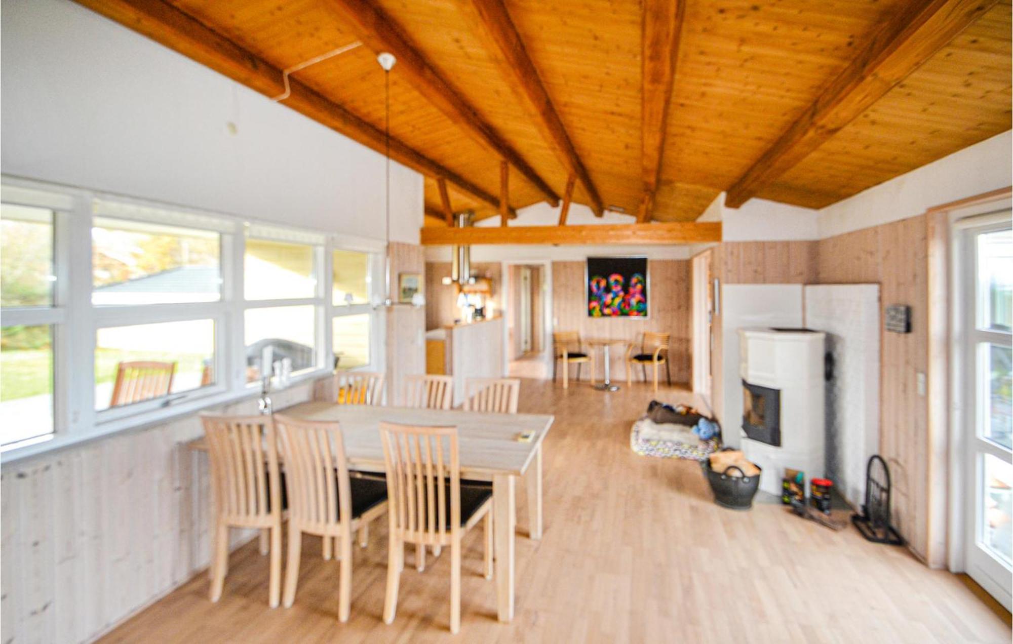 Amazing Home In Orsted With Kitchen Buitenkant foto