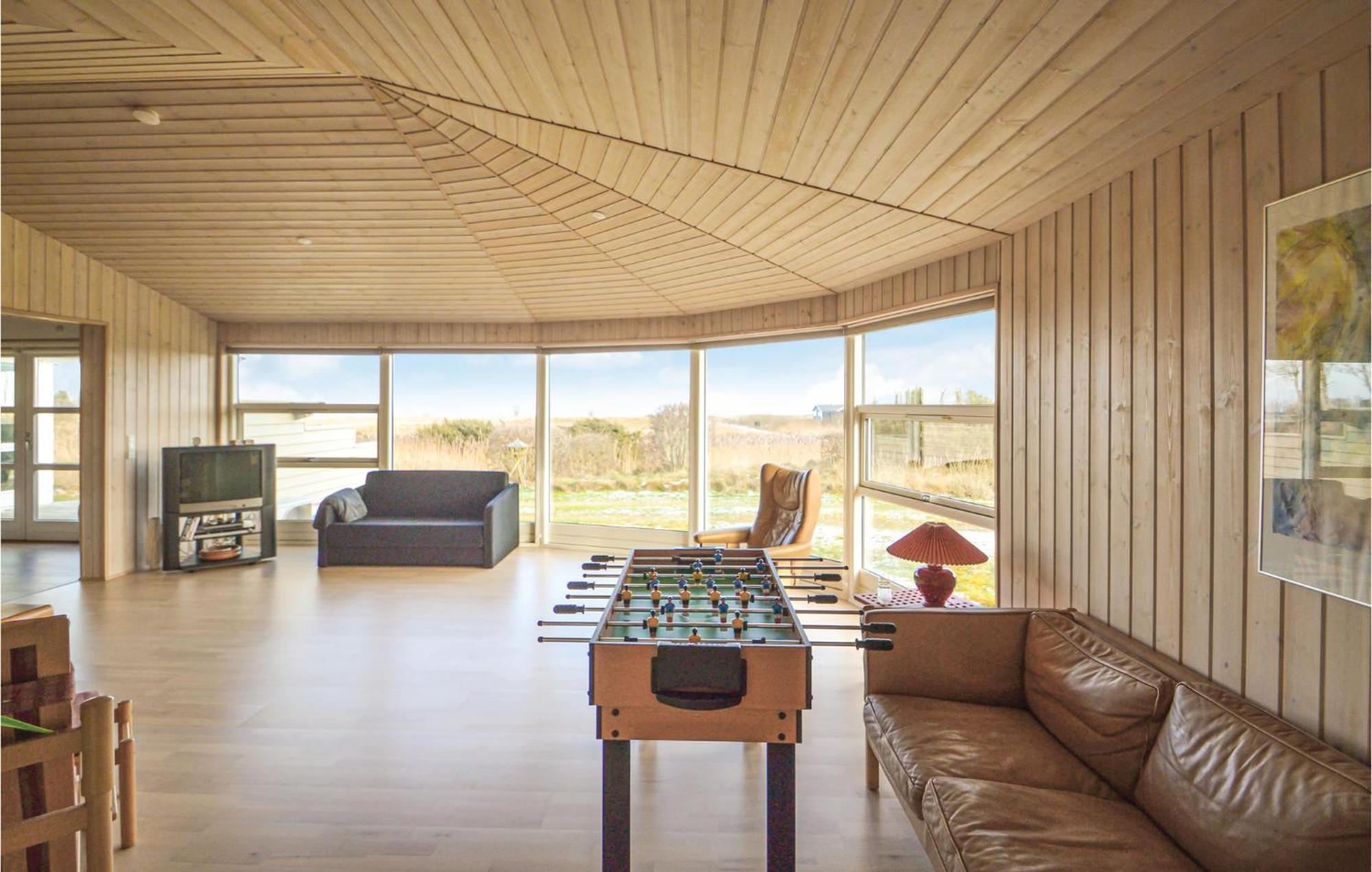Amazing Home In Orsted With Kitchen Buitenkant foto