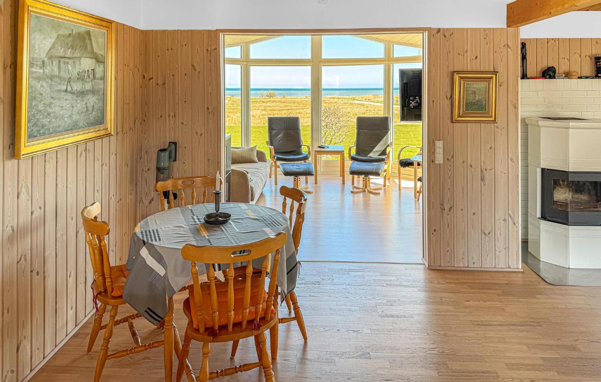 Amazing Home In Orsted With Kitchen Buitenkant foto